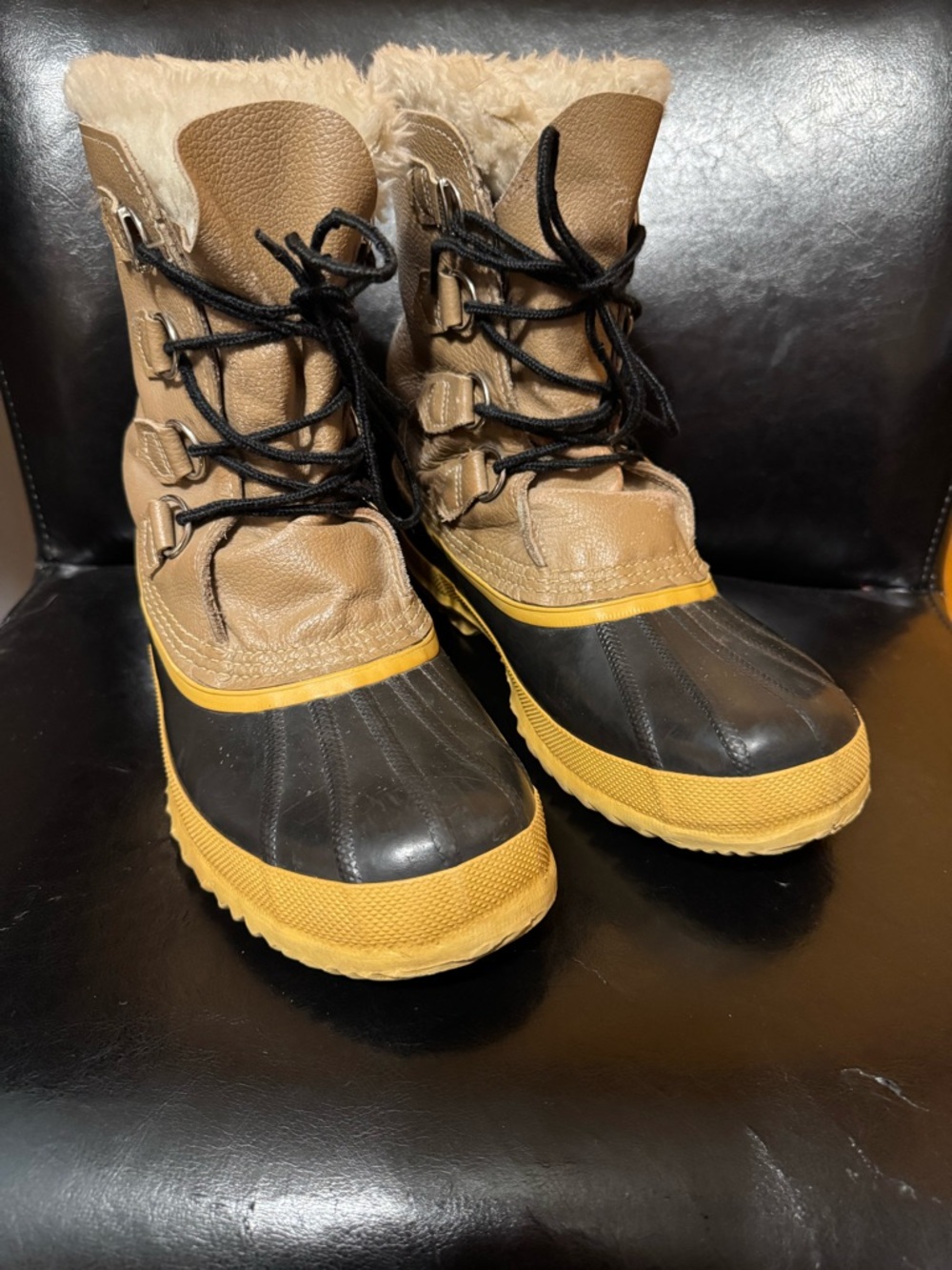 SOREL Kaufman Canada tan rubber Boots Sherpa Trimmed & Liners Womens size 9